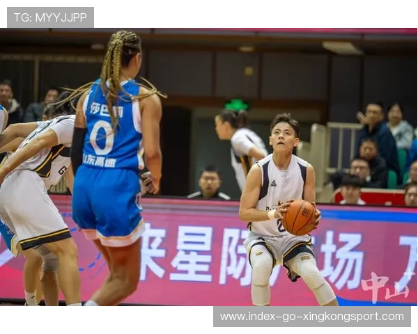 广东女篮晋级四强：奋勇前行，铸就辉煌